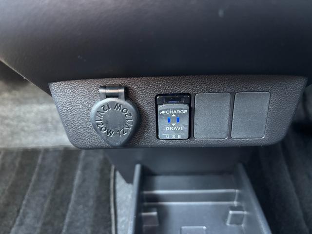 ミライース X リミテッドSAIII LEDヘッドライト 衝突被害軽減システム デジタルメーター アイドリングストップ キーレスタイプ 電動ドアミラー パワーウインドウ キーレスエントリー(26枚目)