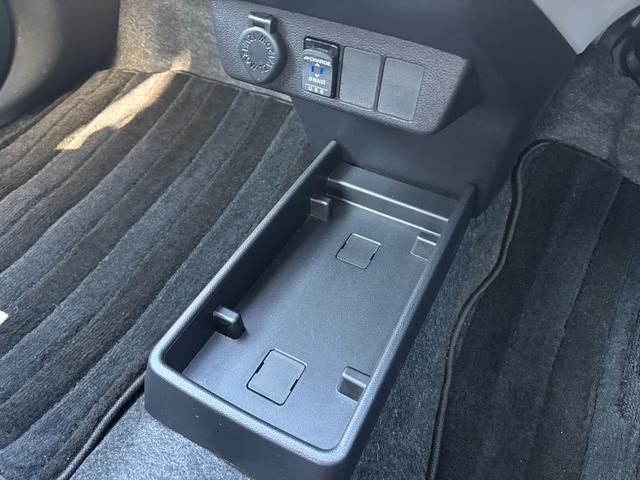 ミライース X リミテッドSAIII LEDヘッドライト 衝突被害軽減システム デジタルメーター アイドリングストップ キーレスタイプ 電動ドアミラー パワーウインドウ キーレスエントリー(27枚目)