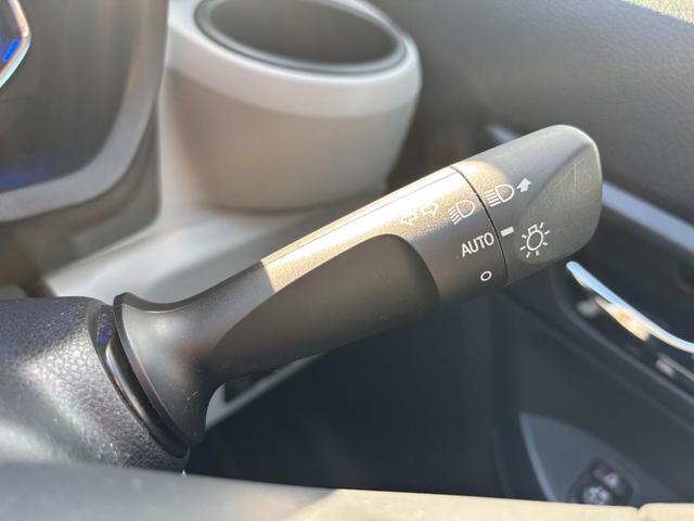 ミライース X SAIII LEDヘッドランプ ブラックインテリアパック 14インチアルミホイール スーパーUVIRカットガラス キーフリーシステム オートエアコン(プッシュ式)(16枚目)