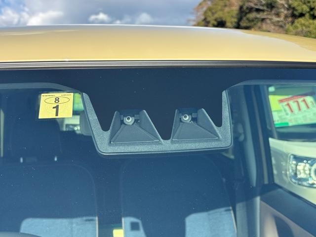 ムーヴキャンバス セオリーＧ　１４インチフルホイールキャップ　ＬＥＤヘッドランプ　ＬＥＤフォグランプ　ホっとカップホルダー　両側パワースライドドア　キーフリーシステム　プッシュボタンスタート　ＵＶカットガラス（9枚目）