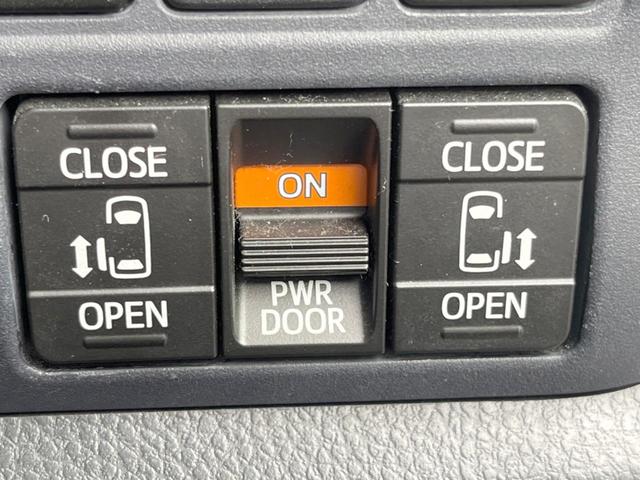 ヴォクシー ハイブリッドV 禁煙 両側電動スライド 全周囲カメラ SDナビ ドラレコ ETC Bluetooth フルセグ シートヒーター クルーズコントロール デュアルエアコン リアオートエアコン オートライト(3枚目)