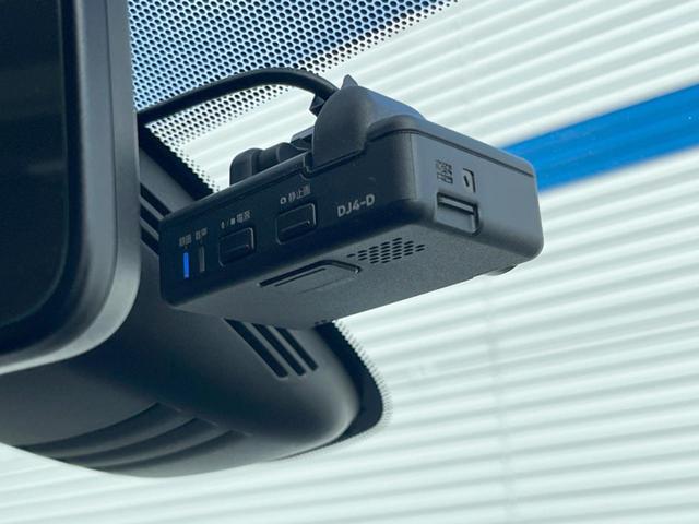 セレナ ｅ－パワー　ハイウェイスターＶ　禁煙　後席モニター　プロパイロット　全周囲カメラ　両側パワスラ　純正ＳＤナビ　ドラレコ　ＥＴＣ　Ｂｌｕｅｔｏｏｔｈ　フルセグ　シートヒーター　ハンドルヒーター　スマートキー　リアオートエ（8枚目）