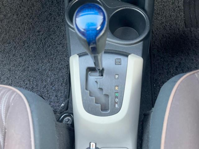 アクア G 禁煙 純正SDナビ バックカメラ ETC Bluetooth シートヒーター スマートキー HIDヘッド オートライト 純正アルミ 地デジ CD/DVD(40枚目)