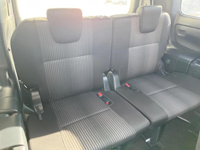 ヴォクシー ＺＳ　禁煙　７人乗り　両側電動スライド　衝突軽減　ＢＩＧ－Ｘ９型ナビ　後席モニター　バックカメラ　ＥＴＣ　クルコン　オートハイビーム　オートライト　デュアルエアコン　純正アルミ　Ｂｌｕｅｔｏｏｔｈ（10枚目）