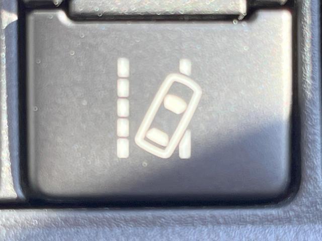 ヴォクシー ＺＳ　禁煙　７人乗り　両側電動スライド　衝突軽減　ＢＩＧ－Ｘ９型ナビ　後席モニター　バックカメラ　ＥＴＣ　クルコン　オートハイビーム　オートライト　デュアルエアコン　純正アルミ　Ｂｌｕｅｔｏｏｔｈ（34枚目）