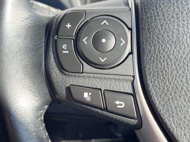 ヴォクシー ＺＳ　禁煙　７人乗り　両側電動スライド　衝突軽減　ＢＩＧ－Ｘ９型ナビ　後席モニター　バックカメラ　ＥＴＣ　クルコン　オートハイビーム　オートライト　デュアルエアコン　純正アルミ　Ｂｌｕｅｔｏｏｔｈ（36枚目）