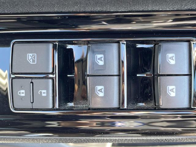 ヴォクシー ＺＳ　禁煙　７人乗り　両側電動スライド　衝突軽減　ＢＩＧ－Ｘ９型ナビ　後席モニター　バックカメラ　ＥＴＣ　クルコン　オートハイビーム　オートライト　デュアルエアコン　純正アルミ　Ｂｌｕｅｔｏｏｔｈ（45枚目）