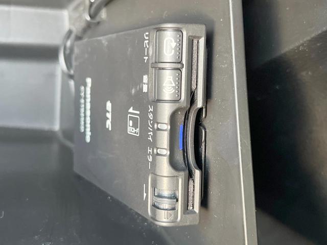 スイフト ＲＳ－ＤＪＥ　禁煙　電動スライド　ＳＤナビ　ＥＴＣ　スマートキー　純正アルミ　オートエアコン　ＣＤ再生（6枚目）