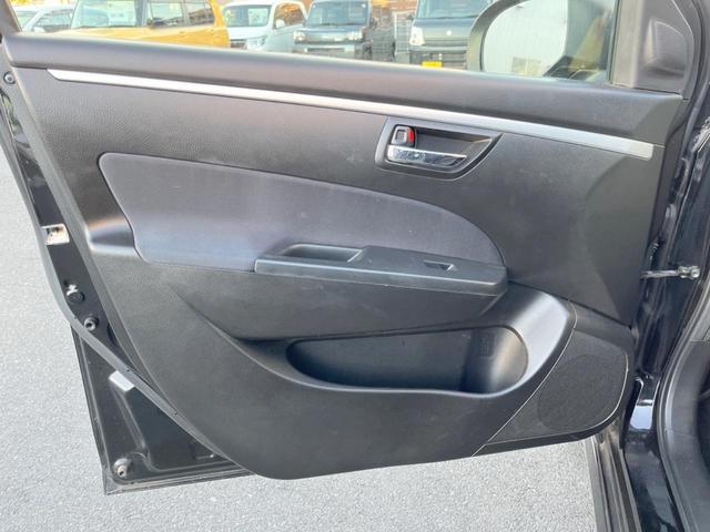 スイフト ＲＳ－ＤＪＥ　禁煙　電動スライド　ＳＤナビ　ＥＴＣ　スマートキー　純正アルミ　オートエアコン　ＣＤ再生（42枚目）