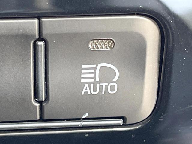 プリウス S 禁煙 衝突軽減 SDナビ バックカメラ ETC ドラレコ クルーズコントロール Bluetooth LEDヘッド スマートキー オートライト オートエアコン CD/SD再生(28枚目)