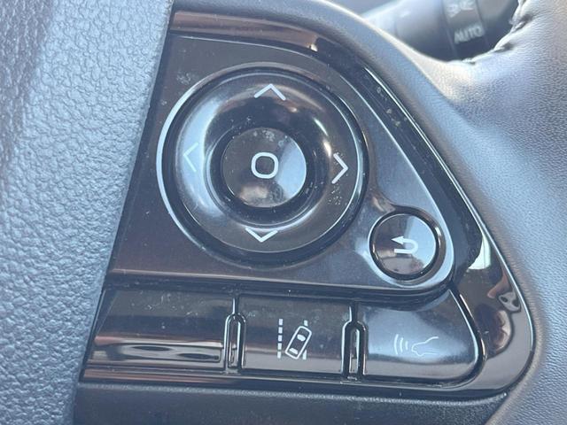 プリウス S 禁煙 衝突軽減 SDナビ バックカメラ ETC ドラレコ クルーズコントロール Bluetooth LEDヘッド スマートキー オートライト オートエアコン CD/SD再生(32枚目)