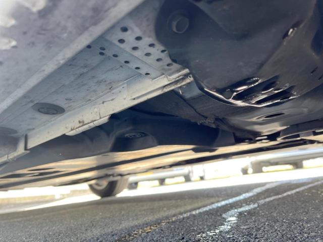 プリウス S 禁煙 衝突軽減 SDナビ バックカメラ ETC ドラレコ クルーズコントロール Bluetooth LEDヘッド スマートキー オートライト オートエアコン CD/SD再生(42枚目)