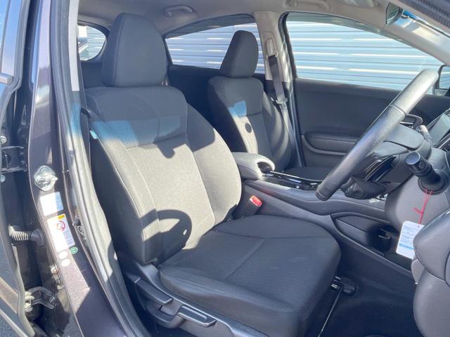 ヴェゼル ハイブリッドＸ　禁煙　ホンダセンシング　メモリーナビ　バックカメラ　クルーズコントロール　ドラレコ　ＥＴＣ　スマートキー　オートライト　オートエアコン　ＬＥＤヘッド　純正アルミ　Ｂｌｕｅｔｏｏｔｈ　フル（8枚目）