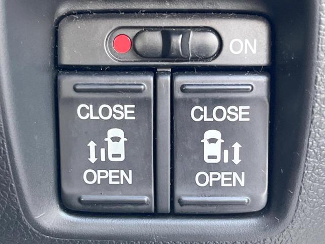 Ｎ－ＢＯＸカスタム Ｇ　ターボＳＳパッケージ　禁煙　両側電動スライド　メモリーナビ　バックカメラ　Ｂｌｕｅｔｏｏｔｈ　フルセグ　クルコン　ドラレコ　ＥＴＣ　スマートキー　ＨＩＤヘッド　純正アルミ　オートエアコン　オートライト　ＣＤ／Ｄ（3枚目）