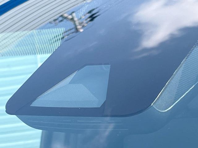 �y�g���^�Z�[�t�e�B�Z���X�z���s���ɑO���̎ԗ�����F�����A�Փ˂������Ȏ��͌x��ƃu���[�L�ŏՓˉ���Ɣ�Q�y�����A�V�X�g�B�����S�Ƀh���C�u�����y���݂��������܂��B