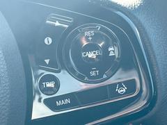 �ڥ����ץƥ��֥��롼������ȥ�����۹�®ƻϩ�Ǥ�Ĺ��Υ���Ԥ��ڤˡ�����ư��®�٤��ݤĥ��롼������ȥ����뤬�����ͷڸ������ƥ��Ϣ�Ȥ��������μ�ξ���Τ��Ƽִ֤��ݤĤ褦��®��Ĵ�ᤷ�Ƥ���ޤ����� 7