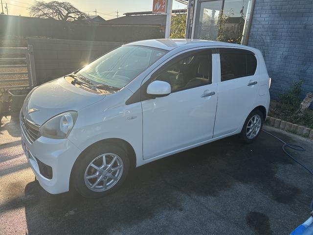 ミライース X スマートセレクションSA 車検令和9年11月迄 純正14インチアルミホイール 純正キーレスエントリー プライバシーガラス スマートアシスト付き ホワイトパール塗装(2枚目)