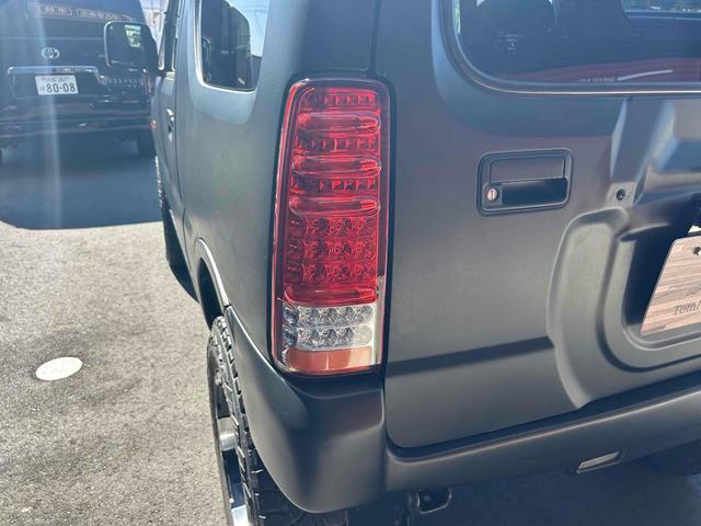 ジムニー ワイルドウインド　４ＷＤ　ルーフレール　レイズ１６インチホイール　マットブラック塗装　社外ＴＯＴＳＵＧＥＫＩマフラー　社外ＲＯＡＤＷＩＮラテラルロッド　シートヒーター　社外ナビ　ＥＴＣ　スペアキー（38枚目）