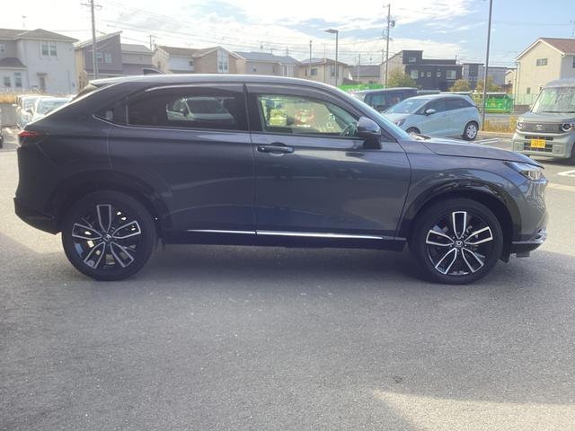 ヴェゼル ｅ：ＨＥＶＺ　禁煙車　ワンオーナー車　純正ナビ　ＴＶ（フルセグ）Ｂカメラ　マルチビューカメラ　ＬＥＤヘッドライト　フォグライト　前後ドラレコ　前席シートヒーター　前後ソナー　電動テールゲート　ブラインドスポット（7枚目）