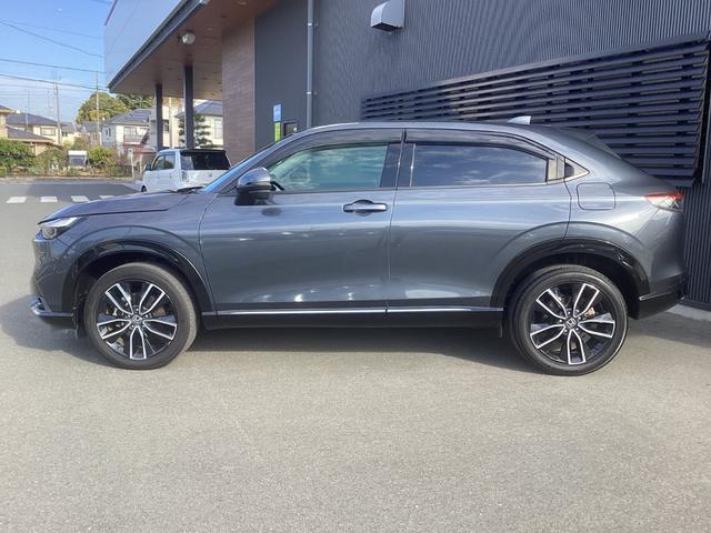 ヴェゼル ｅ：ＨＥＶＺ　禁煙車　ワンオーナー車　純正ナビ　ＴＶ（フルセグ）Ｂカメラ　マルチビューカメラ　ＬＥＤヘッドライト　フォグライト　前後ドラレコ　前席シートヒーター　前後ソナー　電動テールゲート　ブラインドスポット（11枚目）