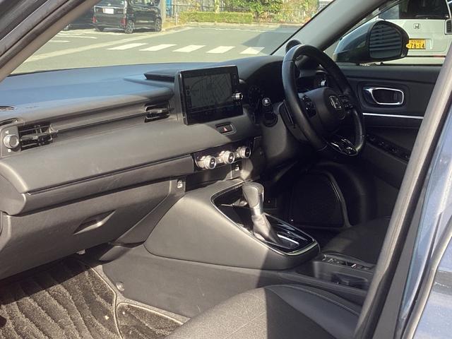 ヴェゼル ｅ：ＨＥＶＺ　禁煙車　ワンオーナー車　純正ナビ　ＴＶ（フルセグ）Ｂカメラ　マルチビューカメラ　ＬＥＤヘッドライト　フォグライト　前後ドラレコ　前席シートヒーター　前後ソナー　電動テールゲート　ブラインドスポット（15枚目）