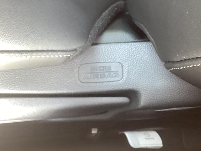 ヴェゼル ｅ：ＨＥＶＺ　禁煙車　ワンオーナー車　純正ナビ　ＴＶ（フルセグ）Ｂカメラ　マルチビューカメラ　ＬＥＤヘッドライト　フォグライト　前後ドラレコ　前席シートヒーター　前後ソナー　電動テールゲート　ブラインドスポット（17枚目）