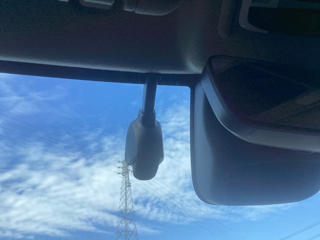 ヴェゼル ｅ：ＨＥＶＺ　禁煙車　ワンオーナー車　純正ナビ　ＴＶ（フルセグ）Ｂカメラ　マルチビューカメラ　ＬＥＤヘッドライト　フォグライト　前後ドラレコ　前席シートヒーター　前後ソナー　電動テールゲート　ブラインドスポット（20枚目）