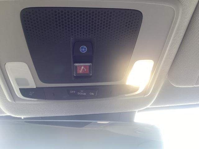 ヴェゼル ｅ：ＨＥＶＺ　禁煙車　ワンオーナー車　純正ナビ　ＴＶ（フルセグ）Ｂカメラ　マルチビューカメラ　ＬＥＤヘッドライト　フォグライト　前後ドラレコ　前席シートヒーター　前後ソナー　電動テールゲート　ブラインドスポット（21枚目）