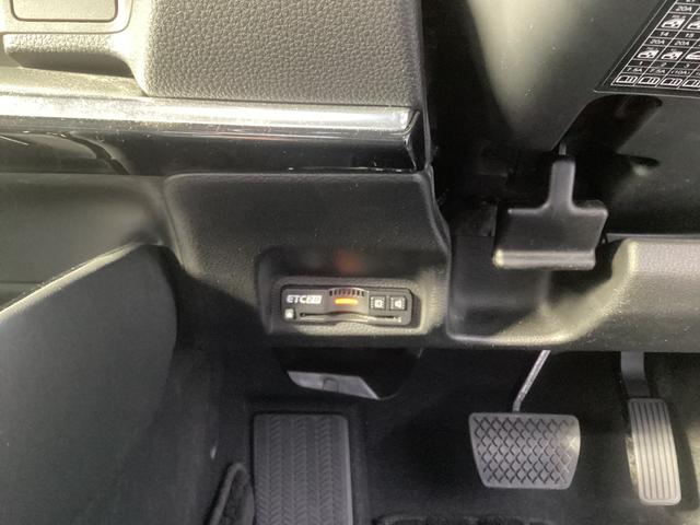 ヴェゼル ｅ：ＨＥＶＺ　禁煙車　ワンオーナー車　純正ナビ　ＴＶ（フルセグ）Ｂカメラ　マルチビューカメラ　ＬＥＤヘッドライト　フォグライト　前後ドラレコ　前席シートヒーター　前後ソナー　電動テールゲート　ブラインドスポット（47枚目）