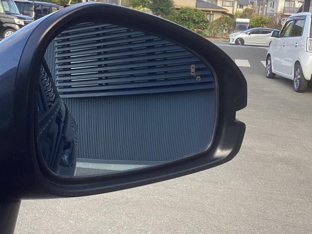 ヴェゼル ｅ：ＨＥＶＺ　禁煙車　ワンオーナー車　純正ナビ　ＴＶ（フルセグ）Ｂカメラ　マルチビューカメラ　ＬＥＤヘッドライト　フォグライト　前後ドラレコ　前席シートヒーター　前後ソナー　電動テールゲート　ブラインドスポット（52枚目）