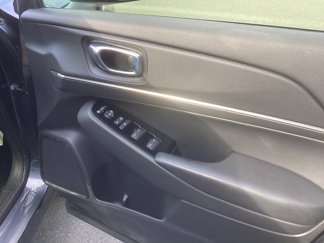 ヴェゼル ｅ：ＨＥＶＺ　禁煙車　ワンオーナー車　純正ナビ　ＴＶ（フルセグ）Ｂカメラ　マルチビューカメラ　ＬＥＤヘッドライト　フォグライト　前後ドラレコ　前席シートヒーター　前後ソナー　電動テールゲート　ブラインドスポット（53枚目）