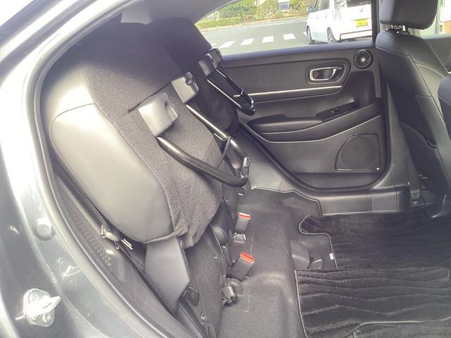 ヴェゼル ｅ：ＨＥＶＺ　禁煙車　ワンオーナー車　純正ナビ　ＴＶ（フルセグ）Ｂカメラ　マルチビューカメラ　ＬＥＤヘッドライト　フォグライト　前後ドラレコ　前席シートヒーター　前後ソナー　電動テールゲート　ブラインドスポット（60枚目）