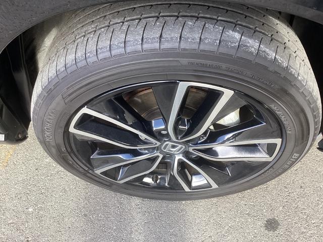 ヴェゼル ｅ：ＨＥＶＺ　禁煙車　ワンオーナー車　純正ナビ　ＴＶ（フルセグ）Ｂカメラ　マルチビューカメラ　ＬＥＤヘッドライト　フォグライト　前後ドラレコ　前席シートヒーター　前後ソナー　電動テールゲート　ブラインドスポット（73枚目）