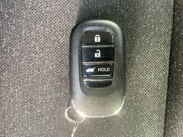 ヴェゼル ｅ：ＨＥＶＺ　禁煙車　ワンオーナー車　純正ナビ　ＴＶ（フルセグ）Ｂカメラ　マルチビューカメラ　ＬＥＤヘッドライト　フォグライト　前後ドラレコ　前席シートヒーター　前後ソナー　電動テールゲート　ブラインドスポット（80枚目）