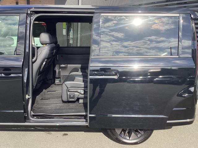 ステップワゴン ｅ：ＨＥＶスパーダ　１年保証　禁煙車　純正ナビ　ＴＶ　バックカメラ　フリップダウンモニター　ＥＴＣ　両側電動スライドドア　電動テールゲート　前後ドラレコ　前席シートヒーター　ＬＥＤヘッドライト・フォグライト　前後ソナー（66枚目）