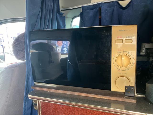 キャラバン  キャンピング 冷蔵庫 レンジ TV テーブル ナビ バックカメラ キーレス(42枚目)