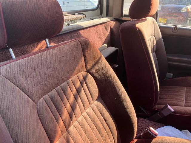 クラウンステーションワゴン 　トラック改造　公認済み　外装全塗装　ＢＢＳ１７インチ　３人乗り　車検取立て　世界で一台（22枚目）