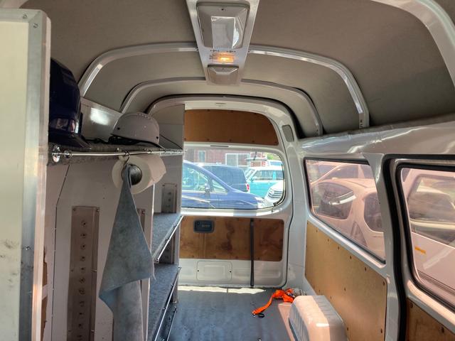 キャラバン 日産 スライドドア メモリーナビ ワンセグｔｖ 修復歴無し 走行５２７４ｋｍ 室内荷台収納棚付き ハイルーフ オートマ フル装備 ガソリン車 静岡県 スライドドア メモリーナビ ワンセグｔｖ 修復歴無し 走行５２７４ｋｍ 室内荷台収納棚付き ハイルーフ