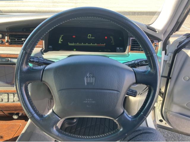 ETC オートクルーズコントロール ナビ アルミホイール AT CD パワーシート 電動格納ミラー 盗難防止システム ABS エアコン キーレス(3枚目)