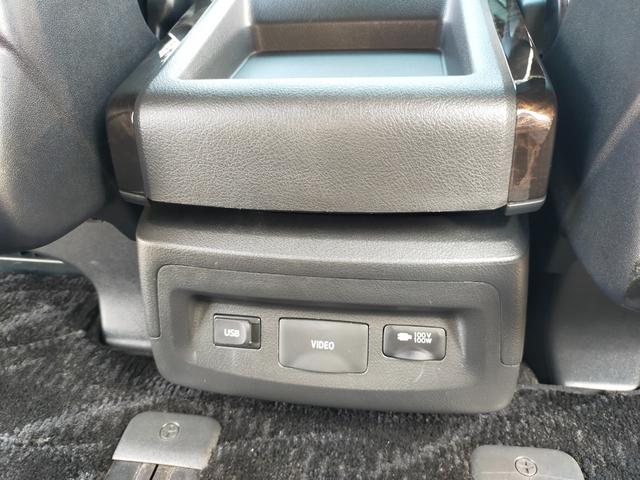 アルファード ２４０Ｓ　Ｃパッケージ　４ＷＤ　ワンオーナー　禁煙車　全周囲カメラ　両側電動スライド　ドラレコ前後カメラ　純正ＨＤＤナビ　電動リアゲート　前席パワーシート　Ｂｌｕｅｔｏｏｔｈ　ビルトインＥＴＣ　クルコン　クリアランスソナー（32枚目）