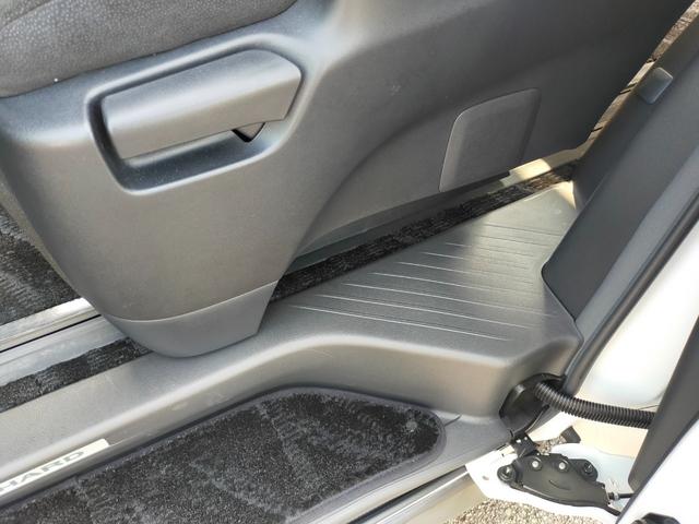 アルファード ２４０Ｓ　Ｃパッケージ　４ＷＤ　ワンオーナー　禁煙車　全周囲カメラ　両側電動スライド　ドラレコ前後カメラ　純正ＨＤＤナビ　電動リアゲート　前席パワーシート　Ｂｌｕｅｔｏｏｔｈ　ビルトインＥＴＣ　クルコン　クリアランスソナー（36枚目）