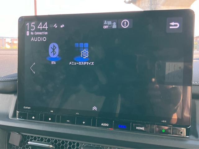 ステップワゴン ｅ：ＨＥＶスパーダ　ホンダセンシング　ワンオーナー　記録簿　ナビＴＶ　マルチビューカメラ　ＥＴＣ　パワーテールゲート　オットマン　ブラインドスポットインフォメーション　コンビシート　シートヒーター（50枚目）