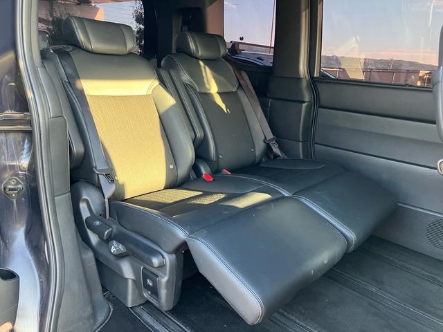 ステップワゴン ｅ：ＨＥＶスパーダ　ホンダセンシング　ワンオーナー　記録簿　ナビＴＶ　マルチビューカメラ　ＥＴＣ　パワーテールゲート　オットマン　ブラインドスポットインフォメーション　コンビシート　シートヒーター（57枚目）