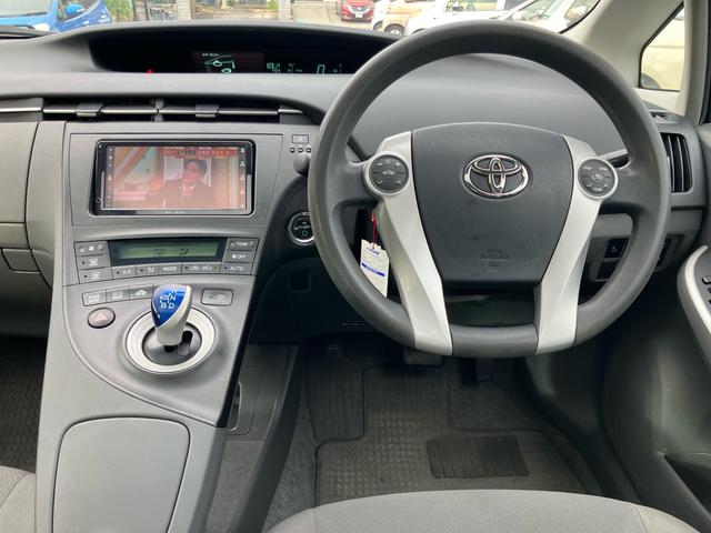 プリウス Ｓ　ソーラーベンチレーションシステム　サンルーフ　純正ＨＤＤナビ　フルセグＴＶ　Ｂｌｕｅｔｏｏｔｈ　スマートキー　スペアキー（18枚目）