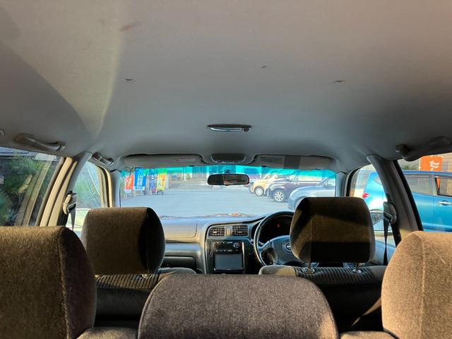 レガシィツーリングワゴン Ｂスポーツ　ワンオーナー　ＳＴｉストラットタワーバー　社外ディスプレイオーディオ　ＨＩＤヘッドライト　キーレスエントリー　電動格納ミラー　オートエアコン　電動パワーシート（9枚目）