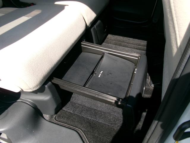ムーヴキャンバス ＧメイクアップリミテッドＳＡＩＩＩ　ナビフルセグドラレコＥＴＣ　運転席側シートヒーター　禁煙　パノラミックビューモニター　助手席エアバック　ＵＳＢ　ナビＴＶ　プッシュスタートスマートキー　パワーウインドウ　横滑り防止システム　地デジ（24枚目）