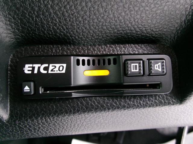 ヴェゼル ｅ：ＨＥＶＺ　ナビフルセグ前後ドラレコＲカメラＥＴＣ　衝突回避支援ブレーキ機能　１オナ　スマキ　Ｐトランク　フルオートエアコン　Ｄレコ　エアバッグ　両席エアバック　パワーウィンドウ　ＬＥＤランプ　ソナー　クルーズＣ（16枚目）