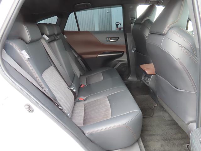 ハリアー Ｇ　ナビフルセグＲカメラＥＴＣＡＷＬＥＤ　衝突回避ブレーキ　電動Ｒゲート　ＡＡＣ　バックモニタ－　パーキングセンサー　１オーナ　横滑防止装置　ＬＥＤランプ　スマキー　キーフリー　ＥＴＣ車載器　ＰＳ　禁煙（10枚目）