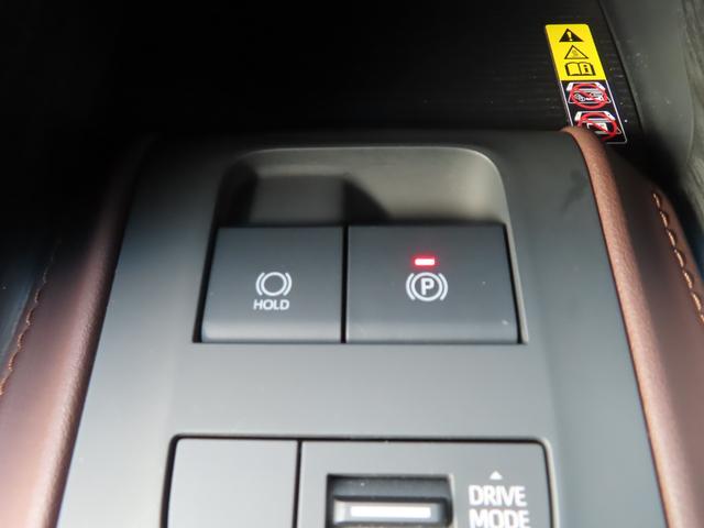 ハリアー Ｇ　ナビフルセグＲカメラＥＴＣＡＷＬＥＤ　衝突回避ブレーキ　電動Ｒゲート　ＡＡＣ　バックモニタ－　パーキングセンサー　１オーナ　横滑防止装置　ＬＥＤランプ　スマキー　キーフリー　ＥＴＣ車載器　ＰＳ　禁煙（18枚目）