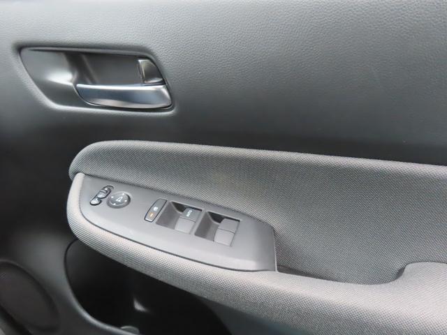 フィット クロスター ナビフルセグ前後ドラレコRカメラETCLED パーキングセンサー 地デジ Bカメ 禁煙 スマートキ ナビTV USB カーテンエアバッグ クルーズコントロール オートエアコン パワステ Dレコ VSA(32枚目)